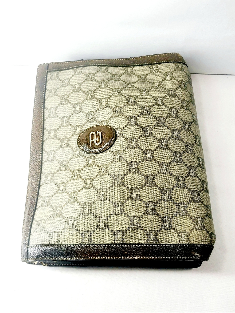 Gucci Leather Clutcj Bag - Picture 6 of 6